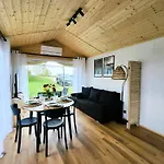 Mazury Z Sauna I Jacuzzi! Nyaraló *