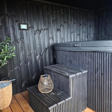 Mazury Z Sauna I Jacuzzi! Ferienhaus *
