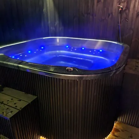 Ferienhaus Mazury Z Sauna I Jacuzzi!